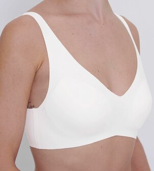 Sloggi Bra Zero Feel 2.0 Soft Cups Silk White 10217729-00GZ | 29600