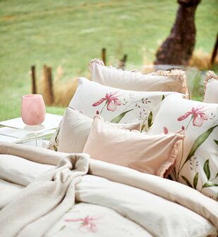 Vandyck Dekbedovertrek Serene Flower Offwhite SABB25107- 320 | 31412