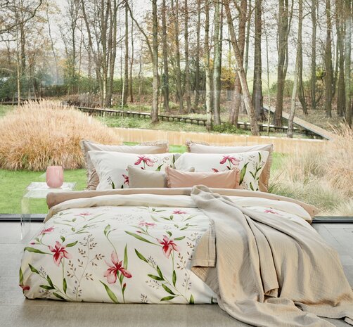 Vandyck Dekbedovertrek Serene Flower Offwhite SABB25107- 320 | 31412