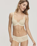 Triumph Aura Spotlight Maxi Cream 10207997 | 26111